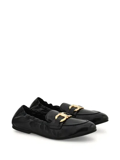 Ferragamo Gancini Leather Loafers With Round Toe In Black