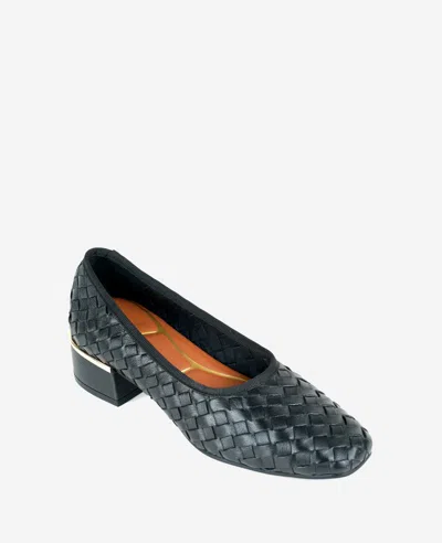 Kenneth Cole Birdie Woven Leather Pump In Black Woven Leather