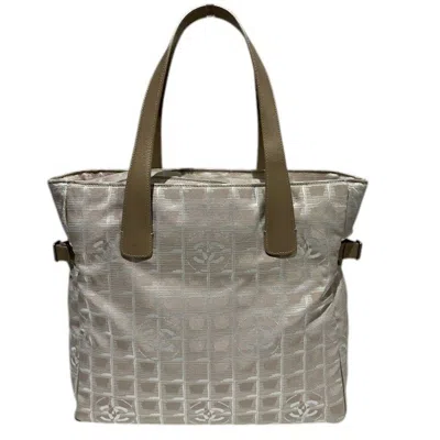 Pre-owned Chanel Beige Nylon Canvas Leather Tote Bag ()