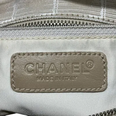 Pre-owned Chanel Beige Nylon Canvas Leather Tote Bag ()
