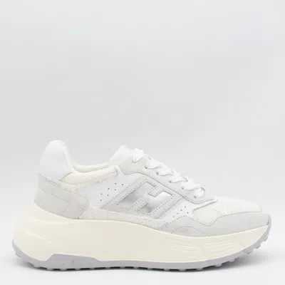 Hogan "hi-fi" In White