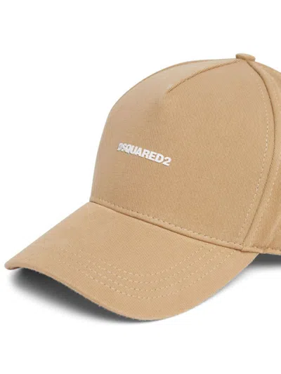 Dsquared2 Logo Embroidered Distressed Baseball Cap In Ghiaia/bianco