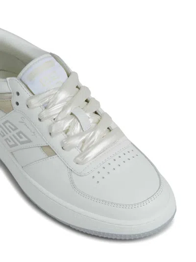 Givenchy G Move Sneakers In Mixed Leathers In White