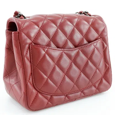 Pre-owned Chanel Red Color Leather Shoulder Bag ()