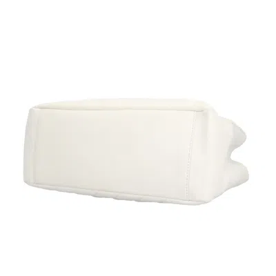 Pre-owned Chanel White Caviar Leather Shoulder Bag ()