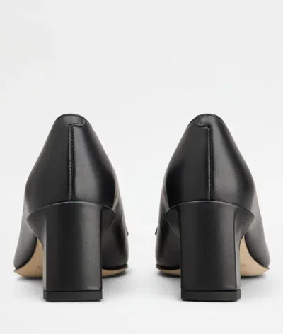 Tod's With Heel In Black