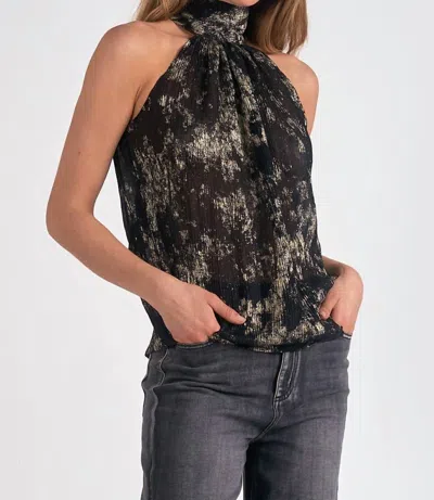 Elan Plisse Sleeveless Top In Black