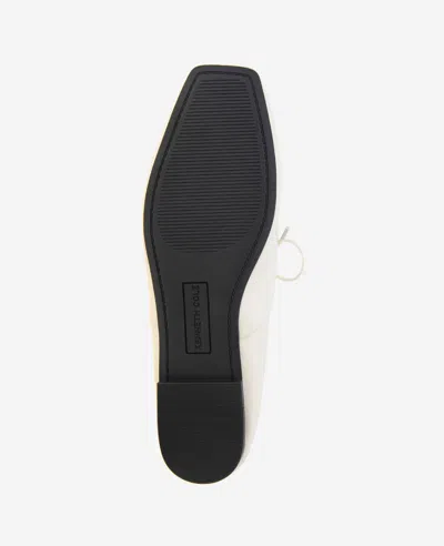 Kenneth Cole Justice Box Toe Lace Up Flat In Ecru Leather