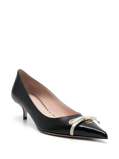 Valentino Verzierte Pumps Bepointy 45 Aus Leder In Black