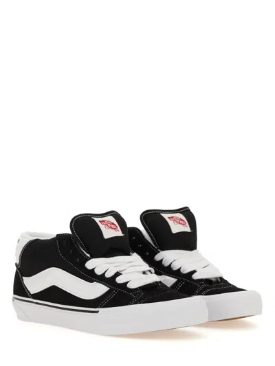 Vans Knu Mid Sneaker In Black