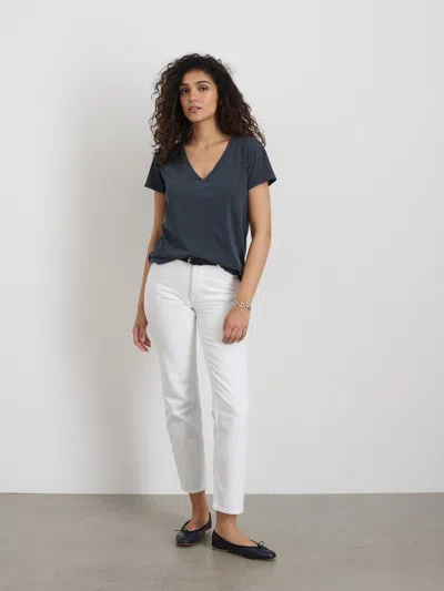 Alex Mill Elliott V Neck Tee In Cotton In Washed Navy