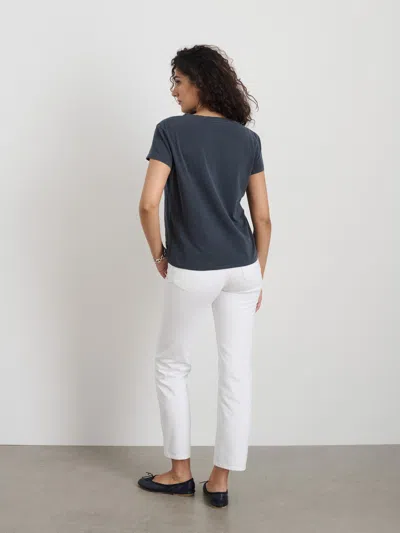 Alex Mill Elliott V Neck Tee In Cotton In Washed Navy