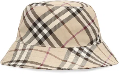 Burberry Bucket Hat In Beige