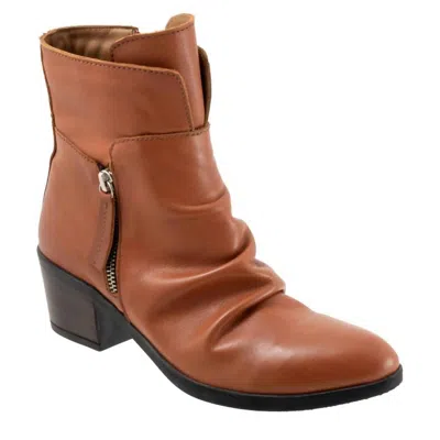 Bueno Colbie Slouchy Zip Boot In Brown