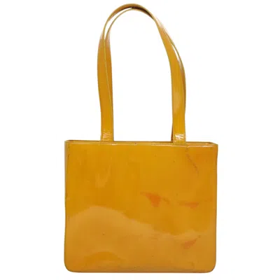 Pre-owned Chanel Shopping Yellow Patent Leather Tote Bag ()
