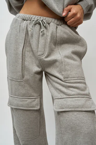 Danielle Guizio Ny Fleece Cargo Sweatpant In Heather Grey