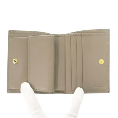 Pre-owned Fendi Beige Leather Wallet (bi-fold) ()