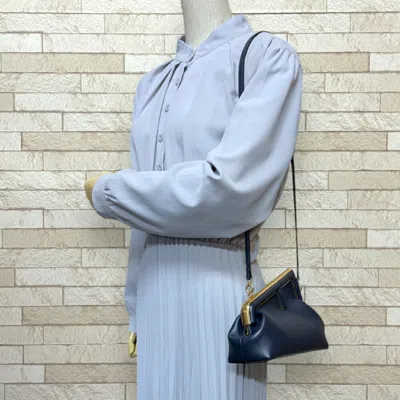 Pre-owned Fendi Navy Leather Shoulder Bag ()