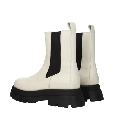 Ash Elite Boot