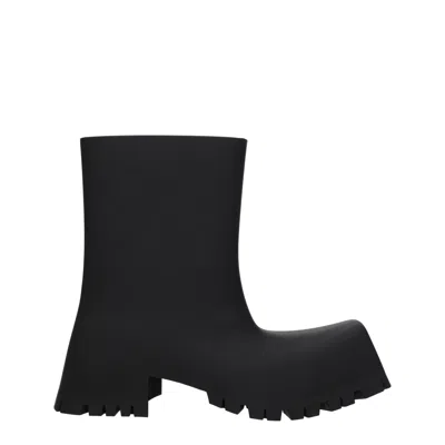 Balenciaga Low Heels Ankle Boots In Black Rubber/plasic