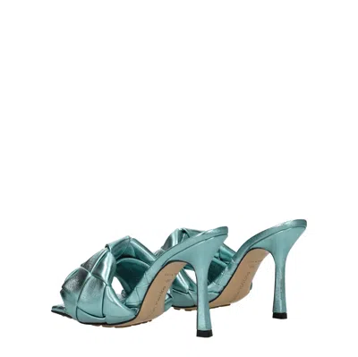 Bottega Veneta Elegant Light Blue Leather Sandals