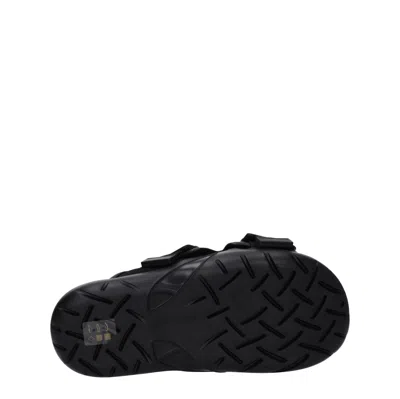 Bottega Veneta Luxurious Leather And Raffia Slides For Effortless Sophistication