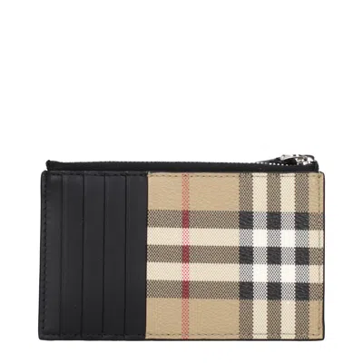 Burberry Vintage Check Zipped Card Case