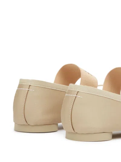 Mm6 Maison Margiela Atomic Sole Leather Block Heel Ballerinas In Powder