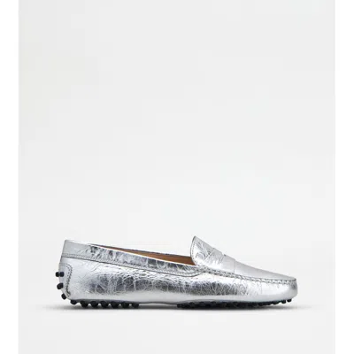 Tod's Gommino Driving Shoes In Leather In Silver