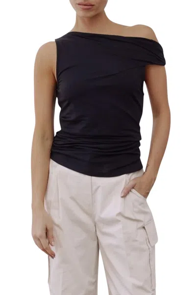 Mod Ref Asymmetrical Twist Shoulder Top In Black In Black