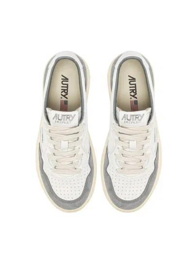 Autry Medalist Low Wom White And Gray In White