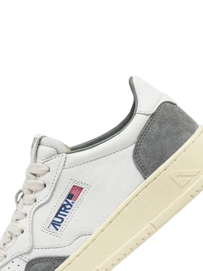 Autry Medalist Low Wom White And Gray In White