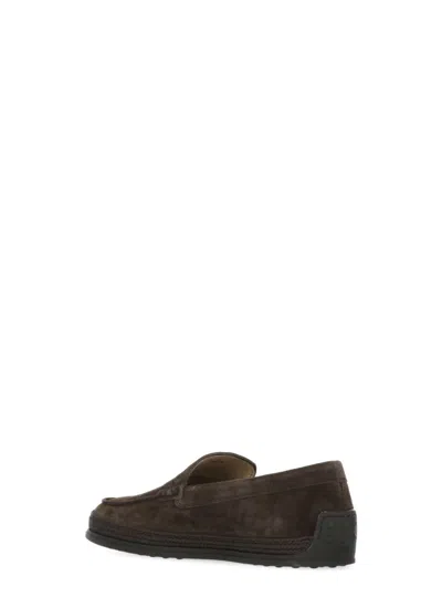 Tod's Flat Shoes In Brown