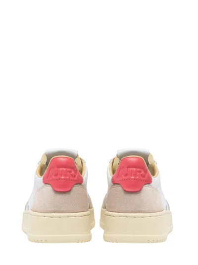 Autry Medialist Low Leather Sneakers In White