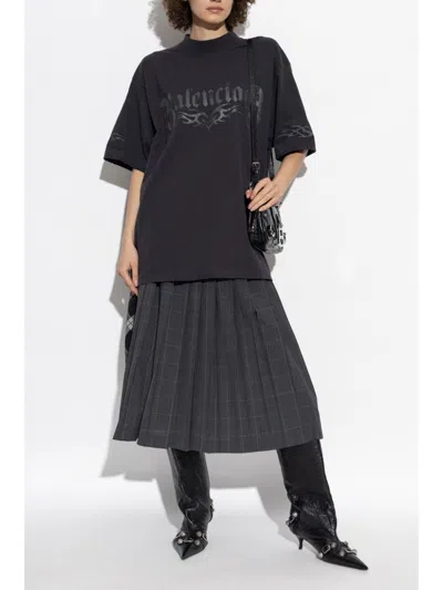 Balenciaga Graphic Logo T-shirt Fit Medium In Black