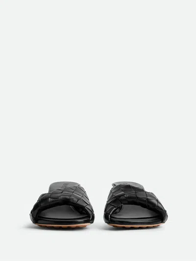 Bottega Veneta Blink Mule Sandal In Black