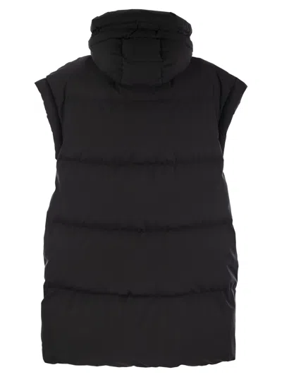 Herno Women's Laminar Gore-tex Vests In Black