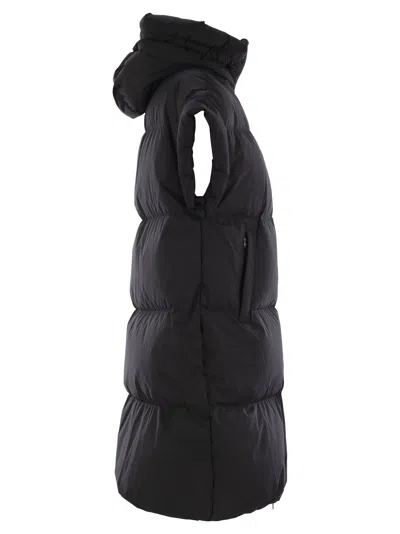 Herno Women's Laminar Gore-tex Vests In Black