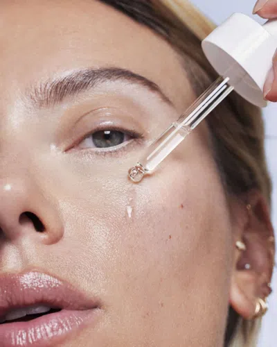 The Outset Ultralight Moisture-boosting Oil