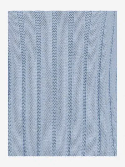 Allude 