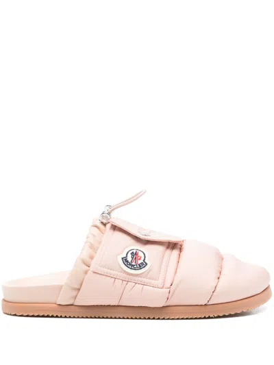 Moncler Mon Pocket Slippers With Soft Padded Design And Logo Patch In Pink