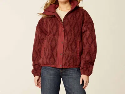 Ariat Sherpa Blocked Jacket In Wine In Pink