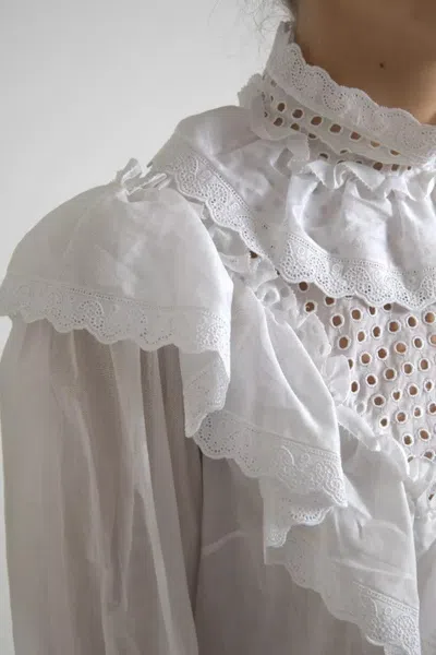 Pre-owned Dolce & Gabbana White Cotton Lace Trim Turtle Neck Women's Blouse ()