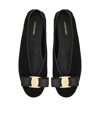 Ferragamo Satin-effect Leather Ballet Flats Vanna In Black