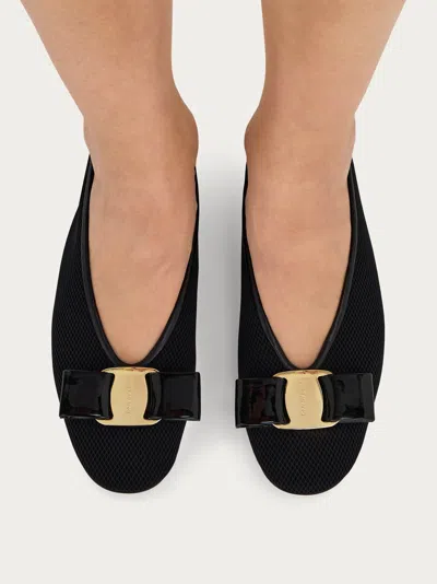 Ferragamo Satin-effect Leather Ballet Flats Vanna In Black