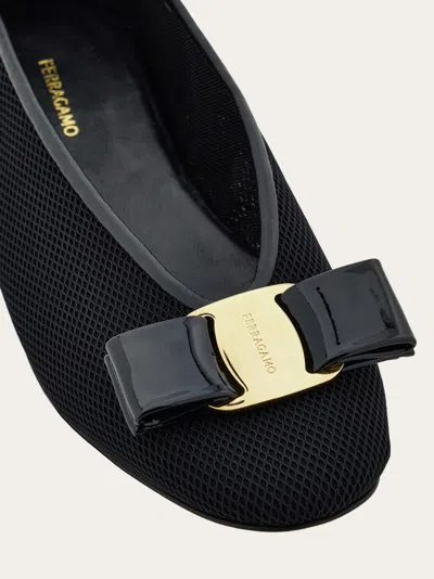 Ferragamo Satin-effect Leather Ballet Flats Vanna In Black