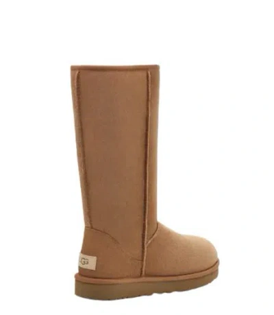 Ugg Flat Shoes In Brown