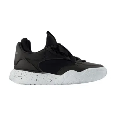 Alexander Mcqueen Sneakers Court Tech In Black