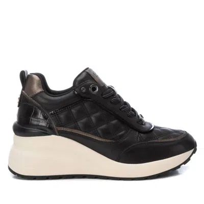 Xti Women's Leather Sneakers In Black In Black