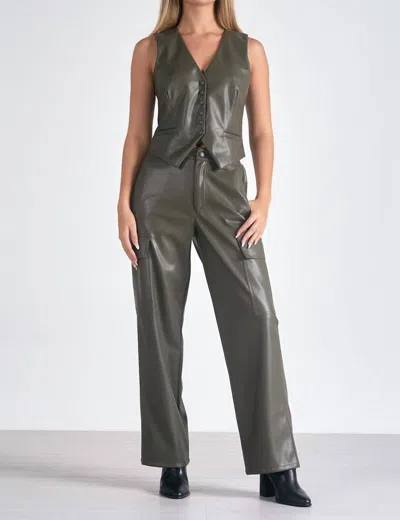Elan Faux Leather Cargo Pants In Olive In Green